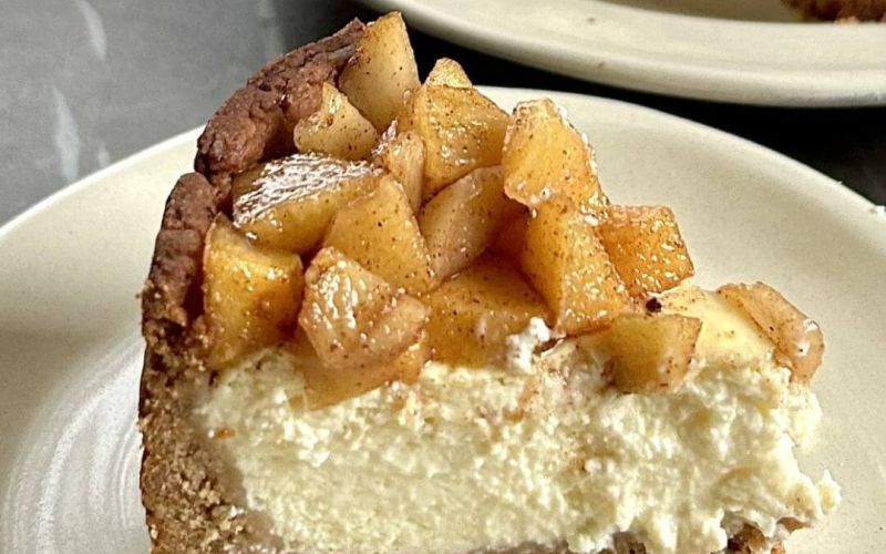 Cheesecake mele e cannella con yogurt greco 0%