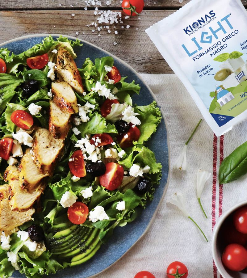 Caesar salad leggera con Formaggio Greco Light Kionas