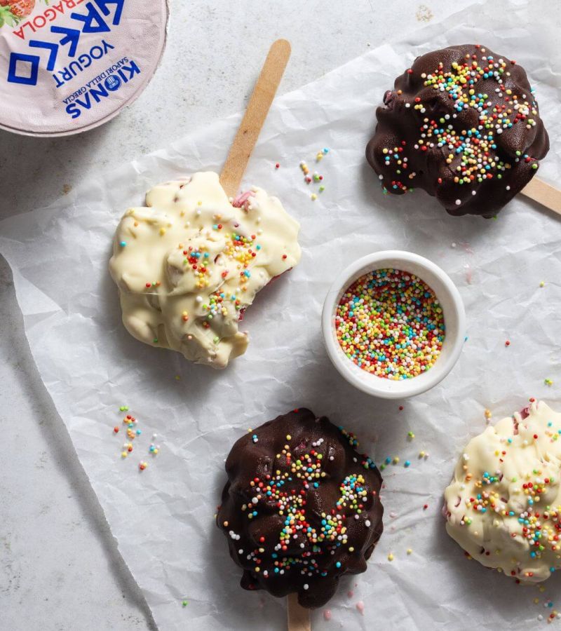 Gelato bites alle fragole e cioccolato