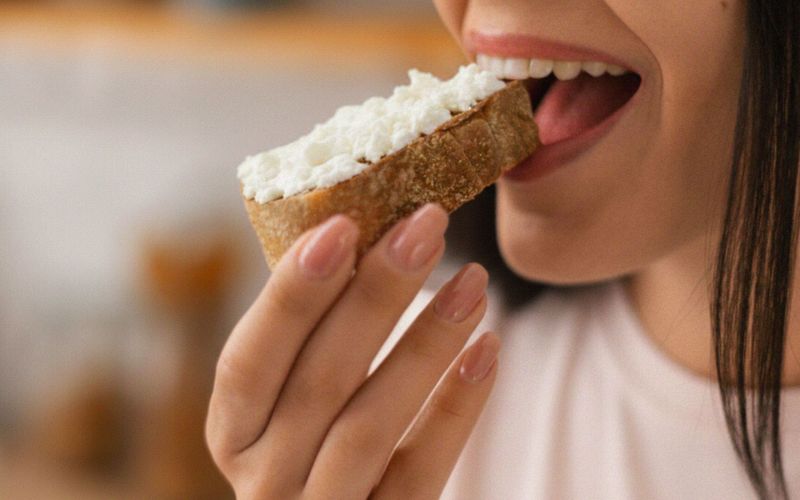 Stai mangiando la feta nel modo sbagliato? 3 Errori comuni e come evitarli