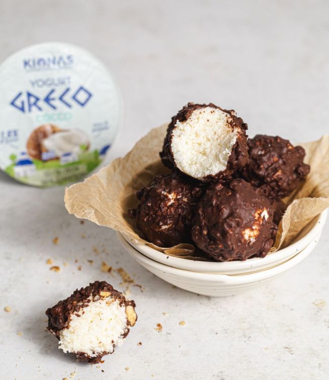 Bon Bon con yogurt al cocco