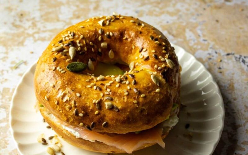 Bagel in friggitrice ad aria con yogurt greco