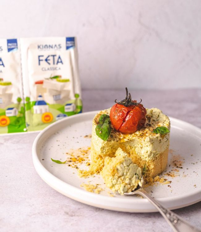 Cheesecake salata con feta