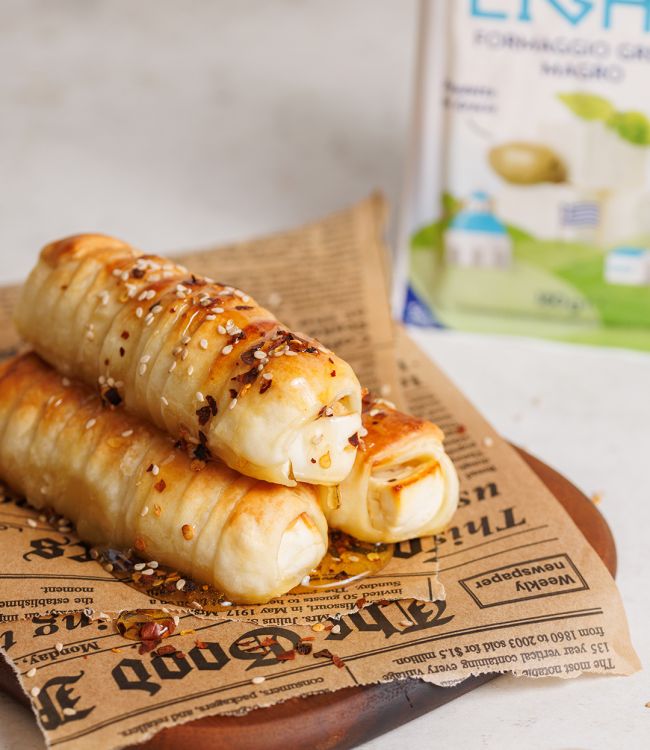 Involtini di Feta con miele al peperoncino