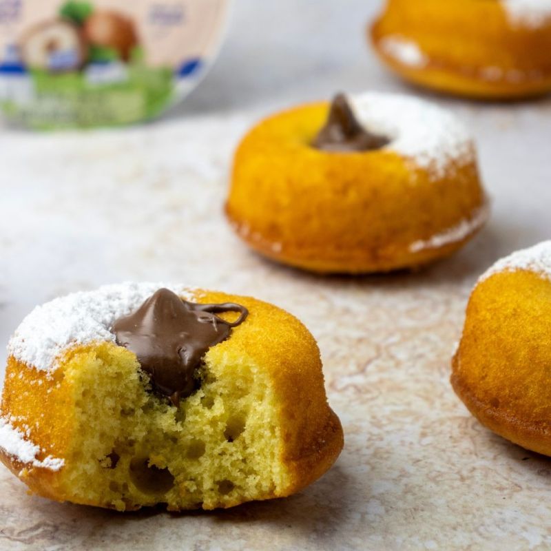 Ciambelline con yogurt alla nocciola