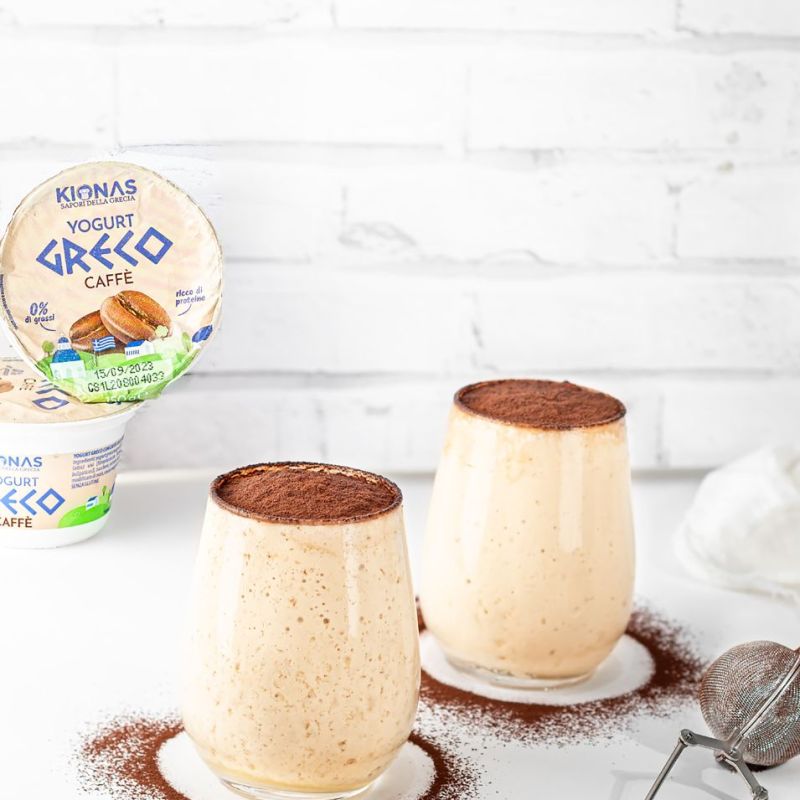 Smoothie al caffè con yogurt greco