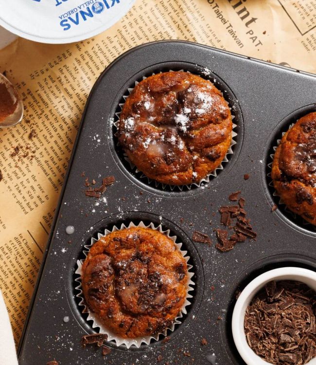 Muffin alla zucca e cioccolato con yogurt greco