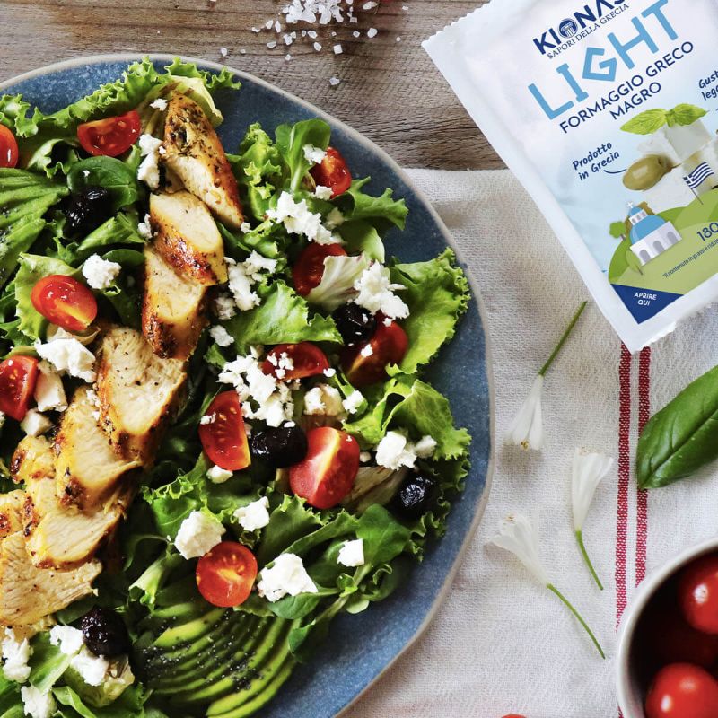 Caesar salad leggera con Formaggio Greco Light Kionas