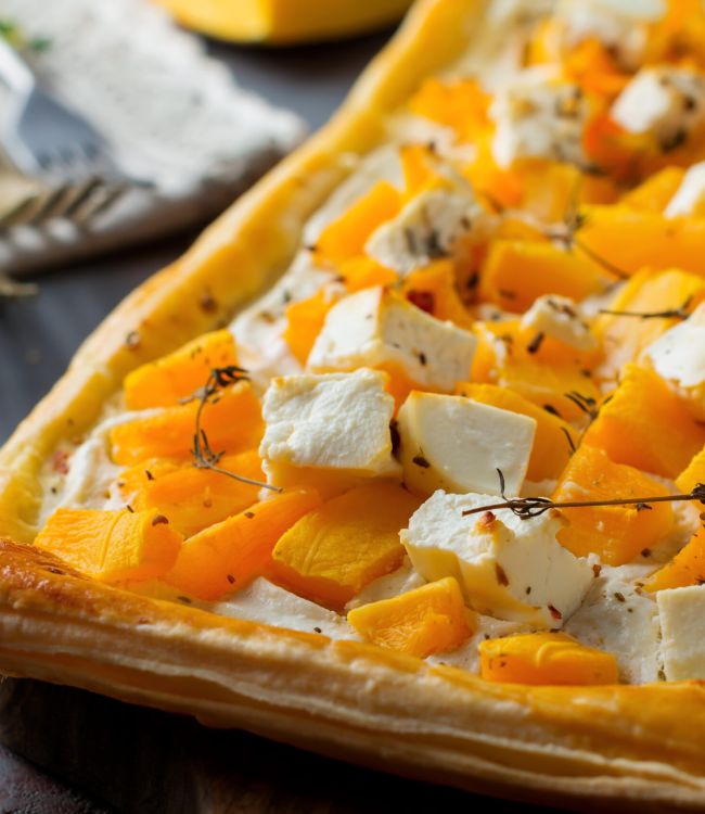 Torta salata con cubetti di feta kionas e zucca