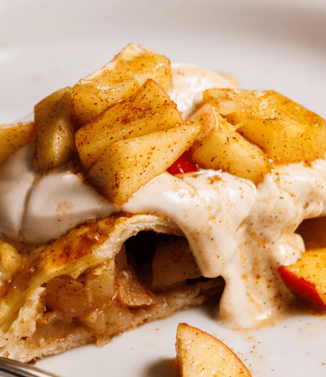 Strudel di Mele furbo con Yogurt Greco Nocciola Kionas