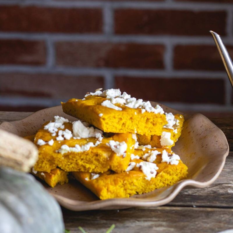 Focaccia di zucca e feta