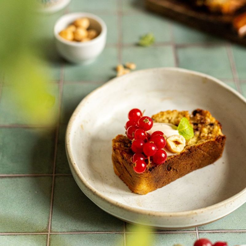 Banana bread con yogurt alla nocciola