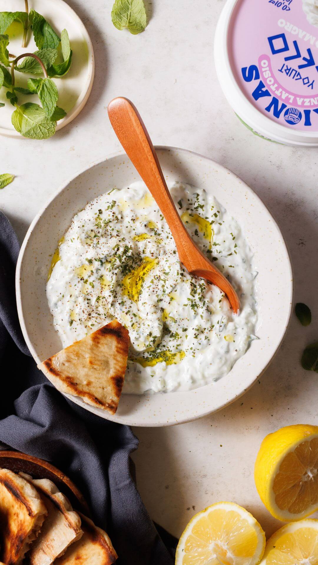 Tzatziki light senza lattosio con yogurt greco