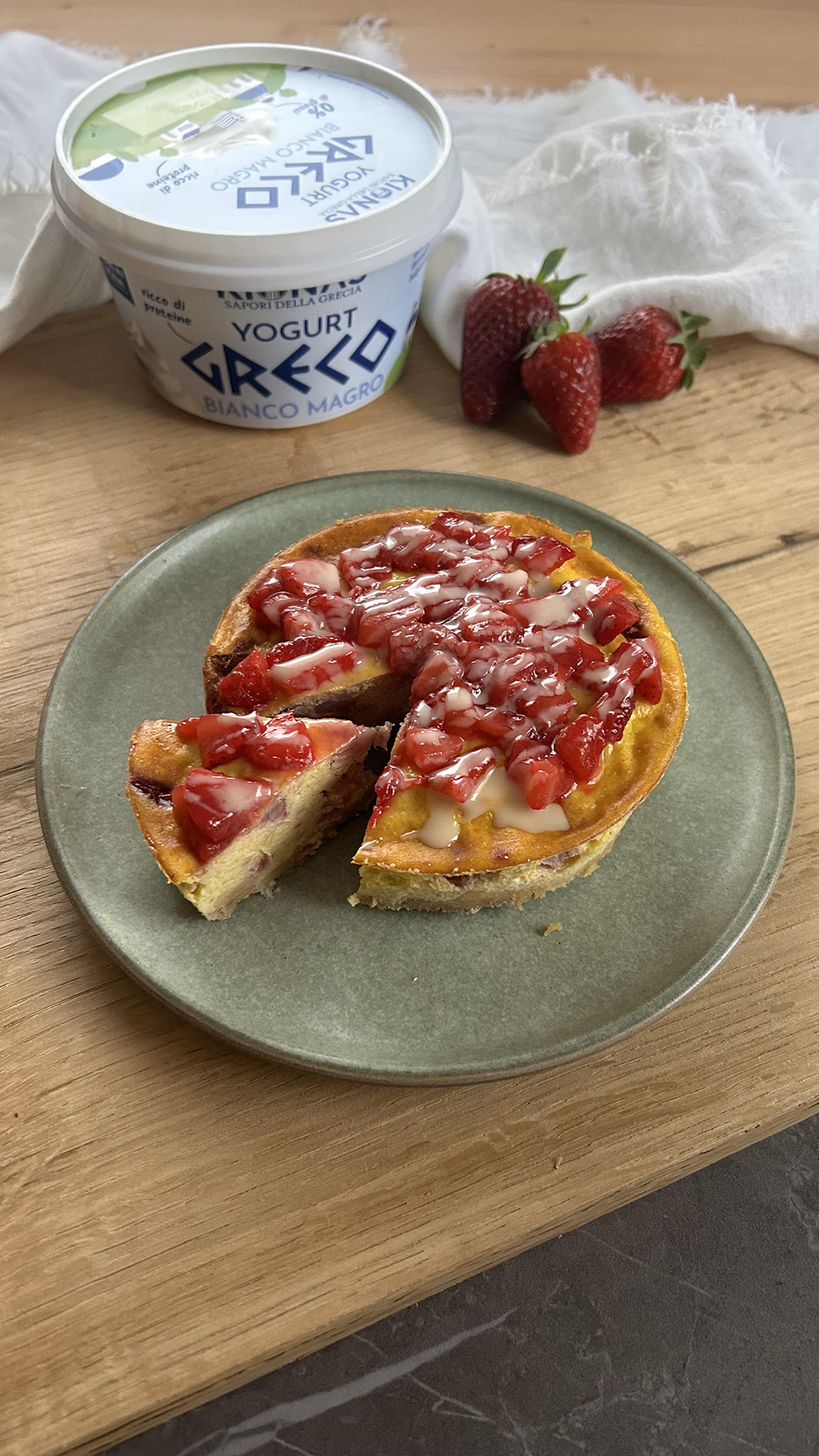 Cheesecake fit monoporzione alle fragole