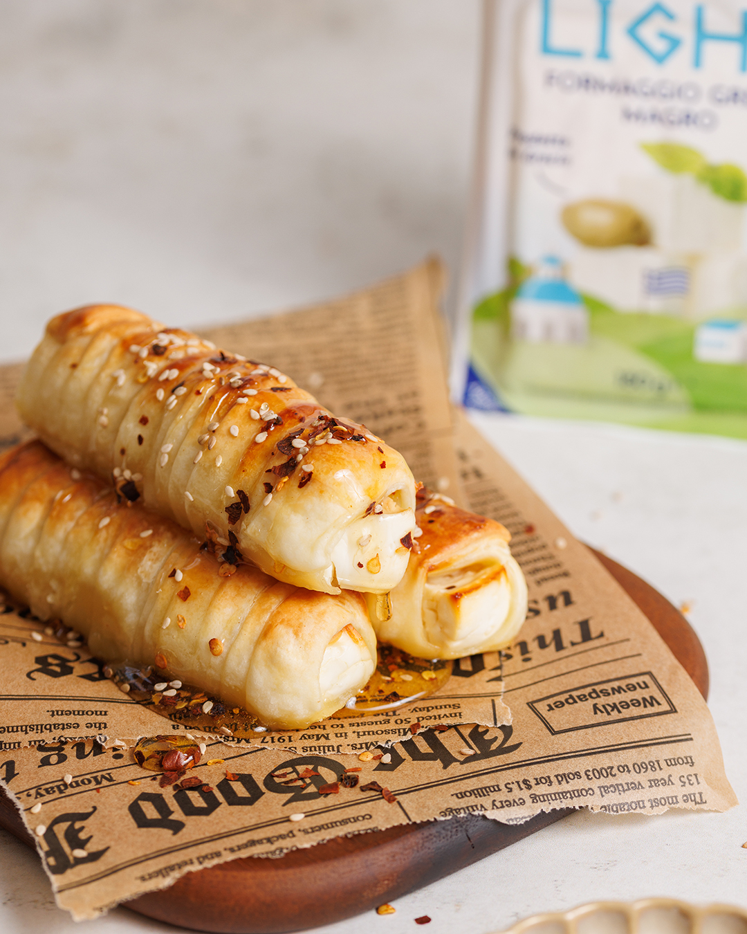 Involtini di Feta con miele al peperoncino